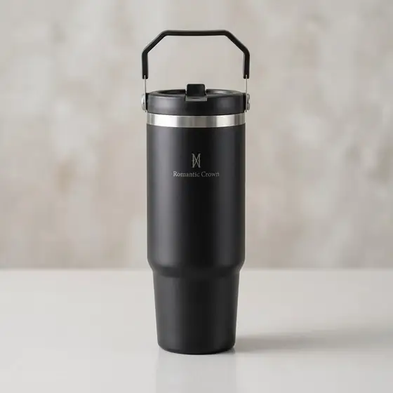 Copo Térmico 900 mL em Aço Inoxidável com Canudo, Tampa e Alça Preto (imagem ilustrativa)