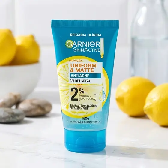 Gel de Limpeza Facial Garnier Uniform & Matte Vitamina C Matte 150g (imagem ilustrativa)