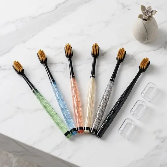 OralGos Escova de Dente Adulto Macia, Kit com 6 (imagem ilustrativa)