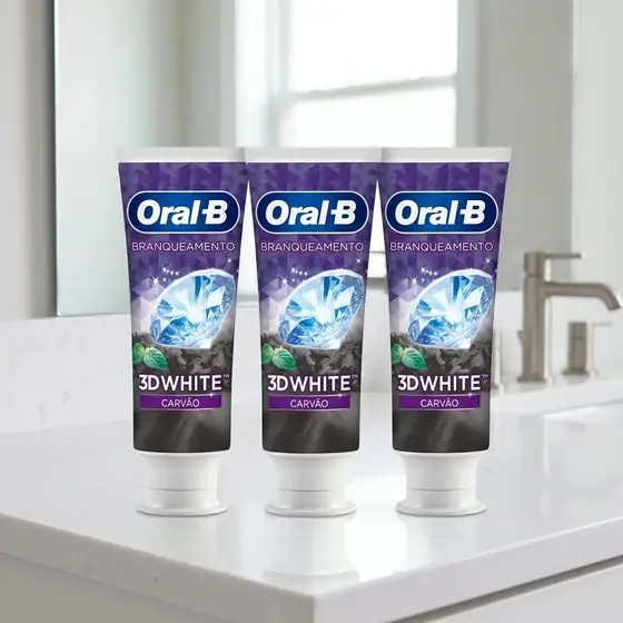Pasta de Dente Oral-B 3D White Carvão, 3 Un de 70 g (imagem ilustrativa)
